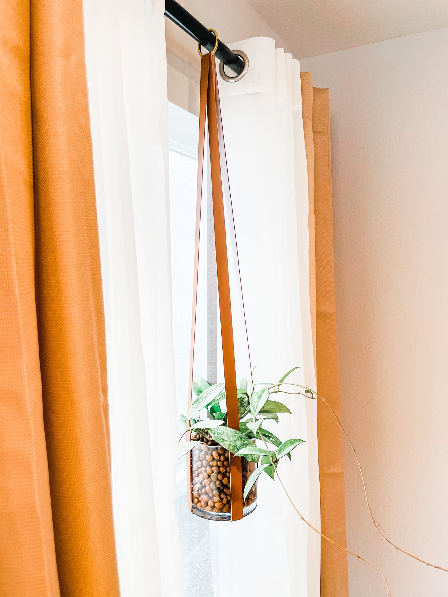 Inna's Hanging Straps